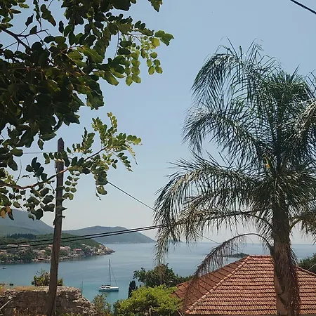 דירה Peragi - Triple With Balcony And Private External Bathroom מולונאט