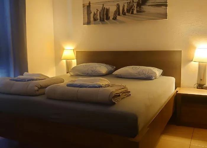 公寓 Peragi - Triple With Balcony And Private External Bathroom *