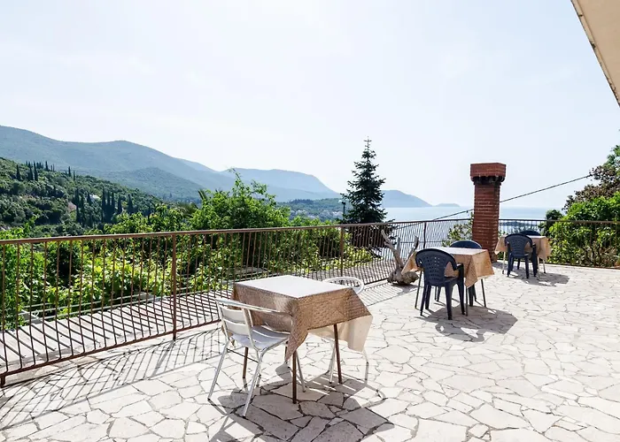 Peragi - Triple With Balcony And Private External Bathroom 公寓 *